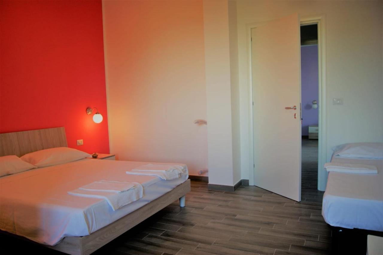 B&B Apollonia Roseto Capo Spulico Eksteriør bilde